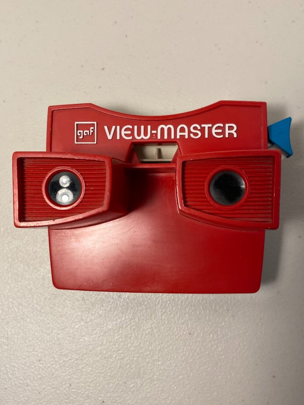1976 View Master Model G GAF Corp Portland Red White Blue Triangle Knob Made USA